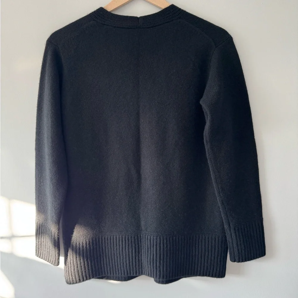 Vince 100% Cashmere V-Neck Sweater - Classic Black - Size XXS (Fits XS) - Picture 4 of 12